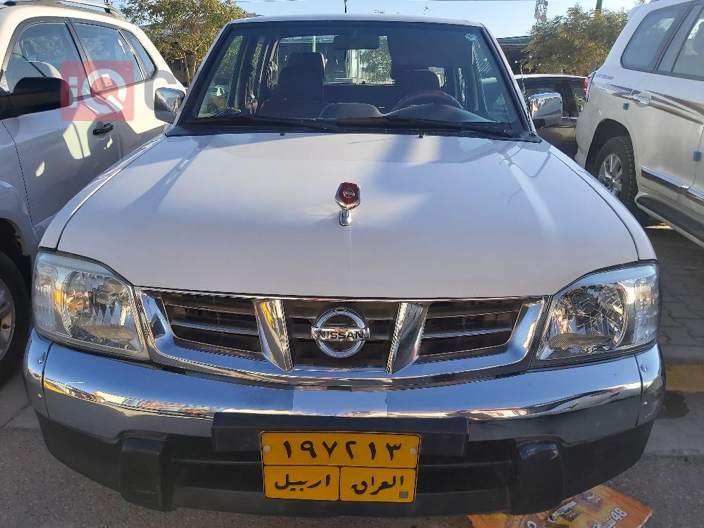 نيسان بيك اب